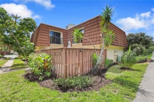 5224 Cedarbend Dr #4, FORT MYERS