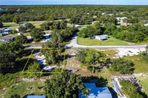 913 HOLLYHOCK COURT, LAKE PLACID, FL 33852 - MLS#MFRC7513983
