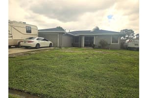 382 Ne Genesee Ave Ne, Port Saint Lucie