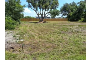 47 VINE CIRCLE, PUNTA GORDA, FL 33982 Sold 09/30/25