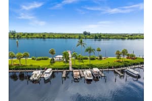 16150 BAY POINTE BOULEVARD, NORTH FORT MYERS, FL 33917 - MLS#MFRC7514139