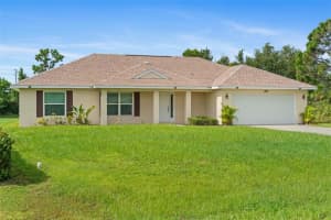 485 Santiguay St, PUNTA GORDA