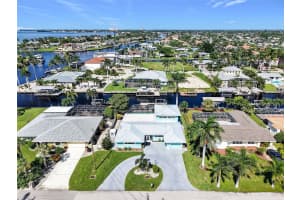 5622 DEAUVILLE COURT, CAPE CORAL, FL 33904 - MLS#MFRC7514199