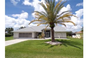 555 Corrientes Cir, PUNTA GORDA