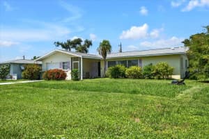 371 PEPPERTREE ROAD, VENICE, FL 34293 - MLS#MFRC7514378