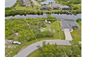 8050 SANTA CRUZ DRIVE, PORT CHARLOTTE, FL 33981 - MLS#MFRC7514431