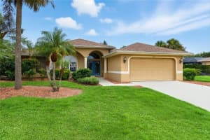 592 Royal Poinciana, PUNTA GORDA