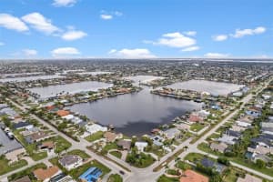 725 EL DORADO PARKWAY, CAPE CORAL, FL 33914 - MLS#MFRC7514581