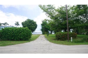 3353 RIVERSIDE DRIVE, FORT MYERS, FL 33916 - MLS#MFRC7514639