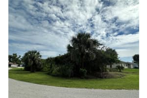 18379 ARAPAHOE CIRCLE, PORT CHARLOTTE, FL 33948 - MLS#MFRC7514693