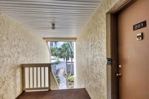 626 BIRD BAY DRIVE, VENICE, FL 34285 - MLS#MFRC7514701