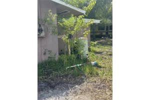 5587 SW HIGHWAY 17, ARCADIA, FL 34266 Sold 12/01/25