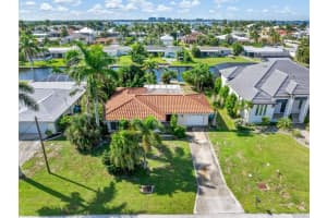 1114 LORRAINE COURT, CAPE CORAL, FL 33904 - MLS#MFRC7514741