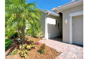 6198 GRAND CYPRESS BOULEVARD, NORTH PORT, FL 34287 - MLS#MFRC7514927
