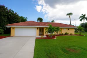 158 Dow Ln, NORTH FORT MYERS