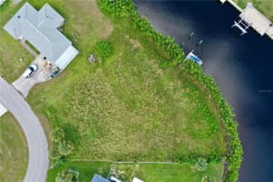 18106 AVONSDALE CIRCLE, PORT CHARLOTTE, FL 33948 - MLS#MFRC7515201