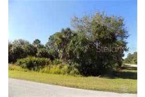 18105 ROBINSON AVENUE, PORT CHARLOTTE, FL 33948 - MLS#MFRC7515230