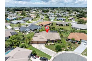 301 THORN HILL PLACE, SUN CITY CENTER, FL 33573 - MLS#MFRC7515255