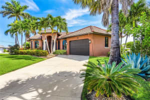 2613 22ND PLACE, CAPE CORAL, FL 33914 - MLS#MFRC7515413