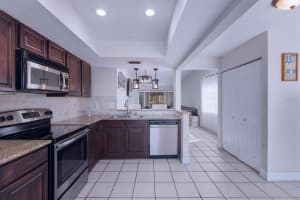 5753 SUMMER SIDE LANE, SARASOTA, FL 34231 - MLS#MFRC7515419