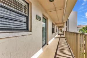 175 KINGS HIGHWAY, PUNTA GORDA, FL 33983 - MLS#MFRC7515430