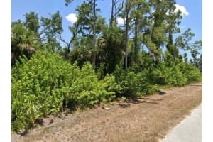 10046 FLAT RIVER STREET, PORT CHARLOTTE, FL 33981 Sold 10/31/25