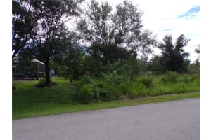 36 VINE CIRCLE, PUNTA GORDA, FL 33982 - MLS#MFRC7515614