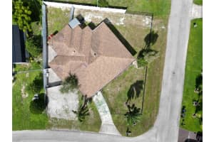 15 WILLOW STREET, LEHIGH ACRES, FL 33936 - MLS#MFRC7515631