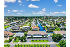 902 48TH TERRACE, CAPE CORAL, FL 33914 - MLS#MFRC7515667