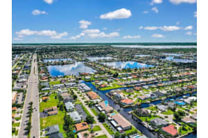 902 48TH TERRACE, CAPE CORAL, FL 33914 - MLS#MFRC7515667
