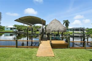 2131 SAINT CROIX AVENUE, FORT MYERS, FL 33905 - MLS#MFRC7515703