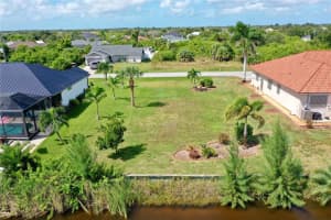 9524 MIAMI CIRCLE, PORT CHARLOTTE, FL 33981 Sold 01/09/26