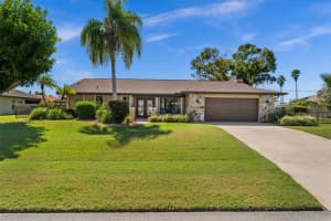 1922 Se 5th St, CAPE CORAL