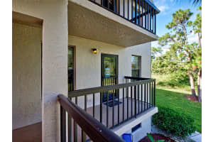 1999 KINGS HIGHWAY, PUNTA GORDA, FL 33980 Sold 11/18/25