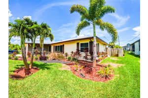 945 CHEVY CHASE STREET, PORT CHARLOTTE, FL 33948 - MLS#MFRC7515784