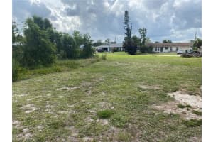 867 DOBELL TERRACE, PORT CHARLOTTE, FL 33948 Sold 10/24/25