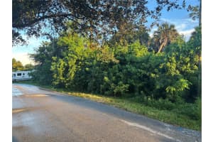 1237 PIKE AVENUE, PORT CHARLOTTE, FL 33948 Sold 12/23/25