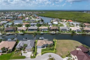 571 PORT BENDRES DRIVE, PUNTA GORDA, FL 33950 - MLS#MFRC7515876