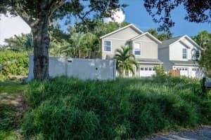 5127 MOELLER AVENUE, SARASOTA, FL 34233 - MLS#MFRC7515931