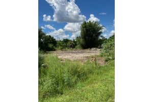 2011 CALLE BONIT0, PUNTA GORDA, FL 33982 - MLS#MFRC7516046