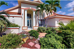 2548 BRAZILIA COURT, PUNTA GORDA, FL 33950 - MLS#MFRC7516065