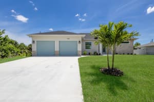 7068 NICHOLS STREET, ENGLEWOOD, FL 34224 - MLS#MFRC7516140