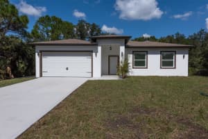 26248 Eager Rd, PUNTA GORDA