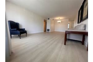 2428 COLUMBIA DRIVE, CLEARWATER, FL 33763 - MLS#MFRC7516235