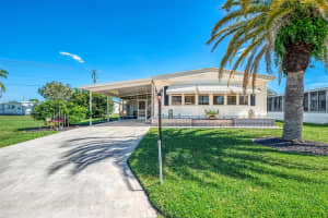 49 Compass Pt, NORTH PORT