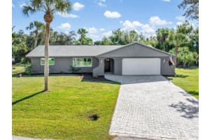 20252 Navajo Ln, PORT CHARLOTTE
