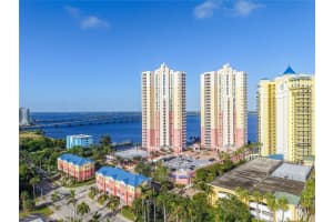 2745 1ST STREET, FORT MYERS, FL 33916 - MLS#MFRC7516776