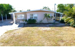140 Palmetto Cir Ne, PORT CHARLOTTE