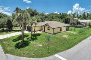 23255 BURLINGAME AVENUE, PUNTA GORDA, FL 33980 - MLS#MFRC7516953