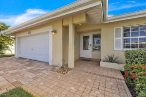 5305 MALALUKA COURT, CAPE CORAL, FL 33904 - MLS#MFRC7517023